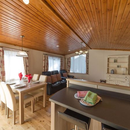 Willow Lodge Суонидж Экстерьер фото