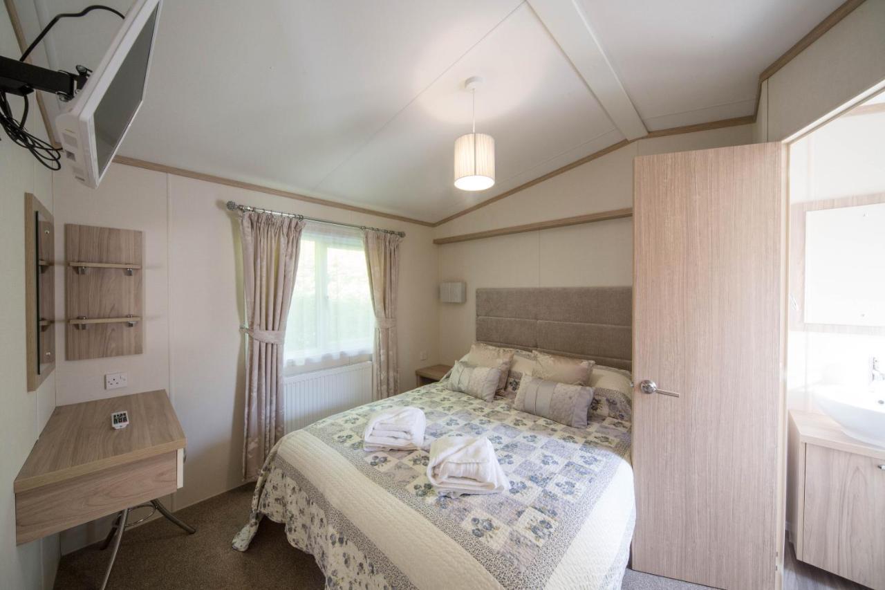 Willow Lodge Суонидж Экстерьер фото
