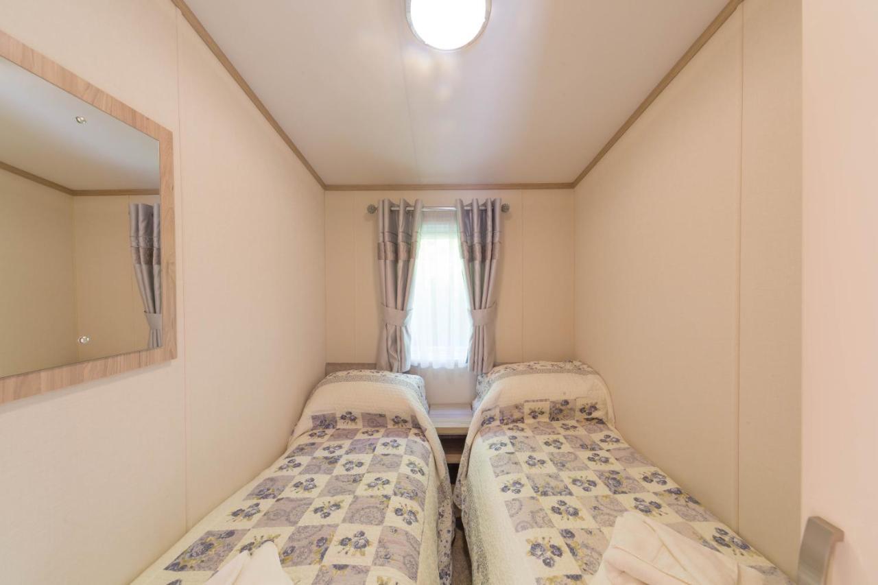Willow Lodge Суонидж Экстерьер фото