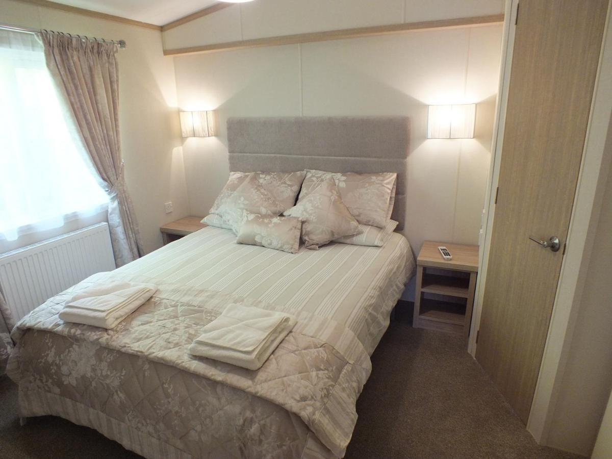 Willow Lodge Суонидж Экстерьер фото