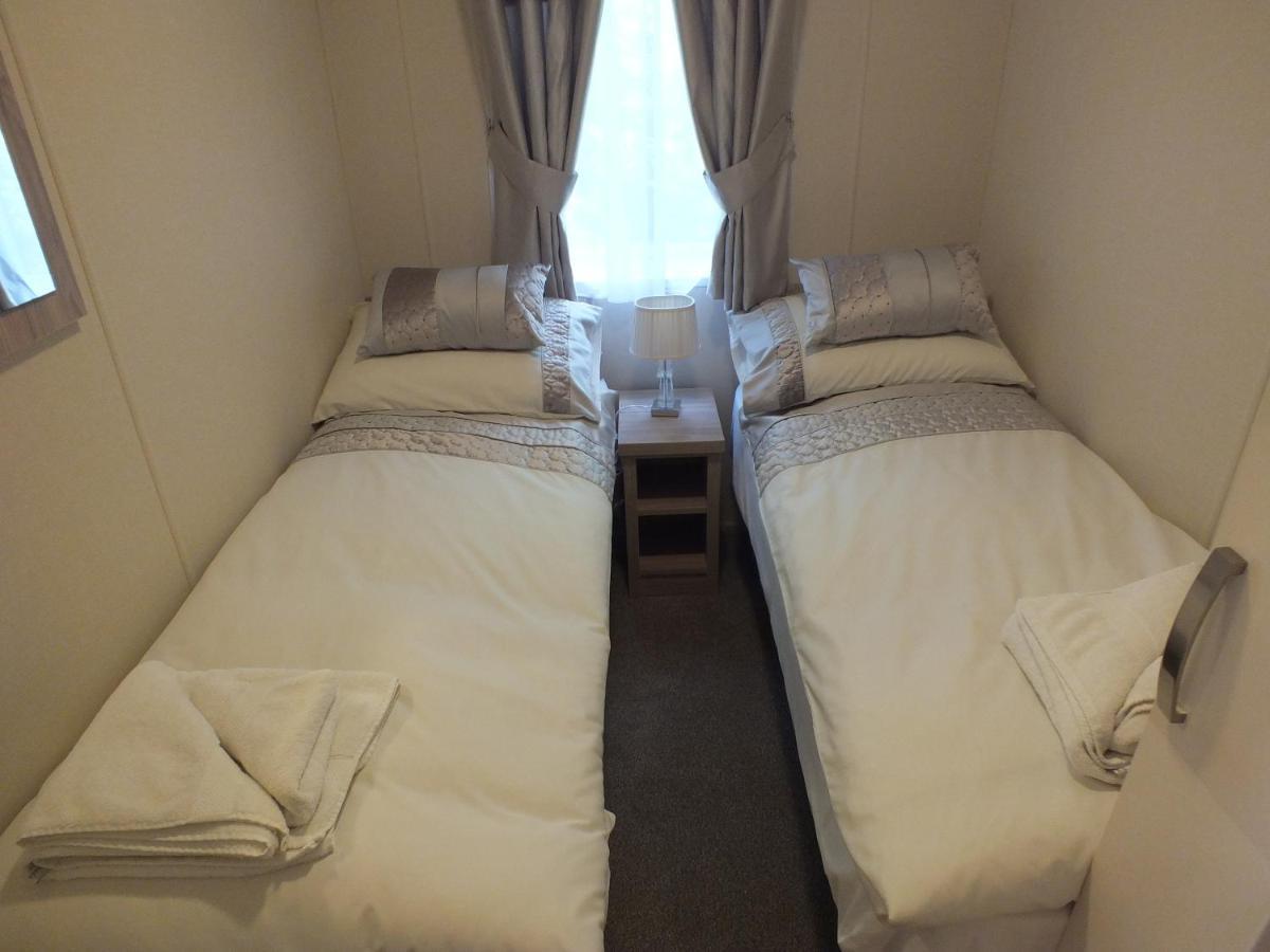 Willow Lodge Суонидж Экстерьер фото
