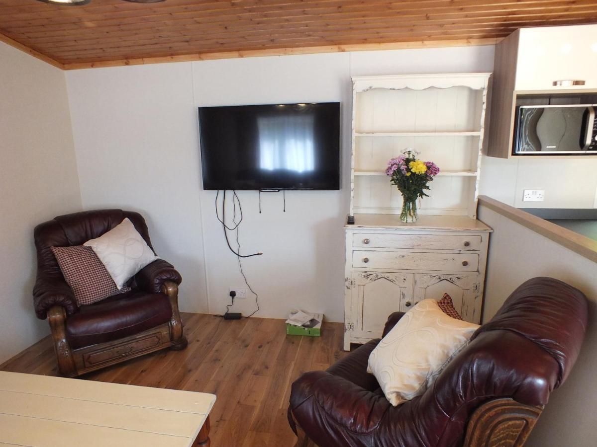 Willow Lodge Суонидж Экстерьер фото